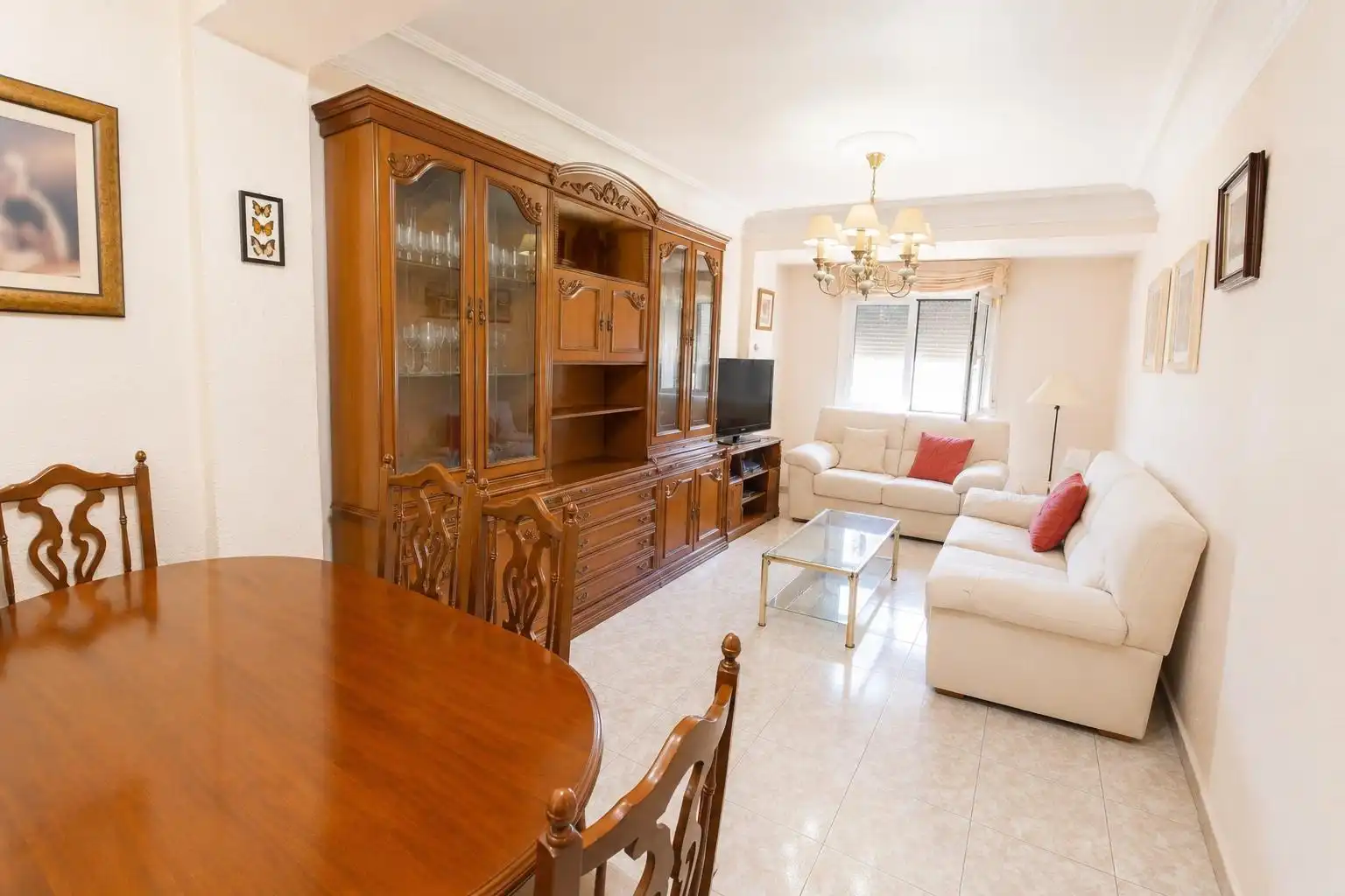 Sala de estar de Piso en venta en Zaragoza con Calefacción, Terraza y Amueblado