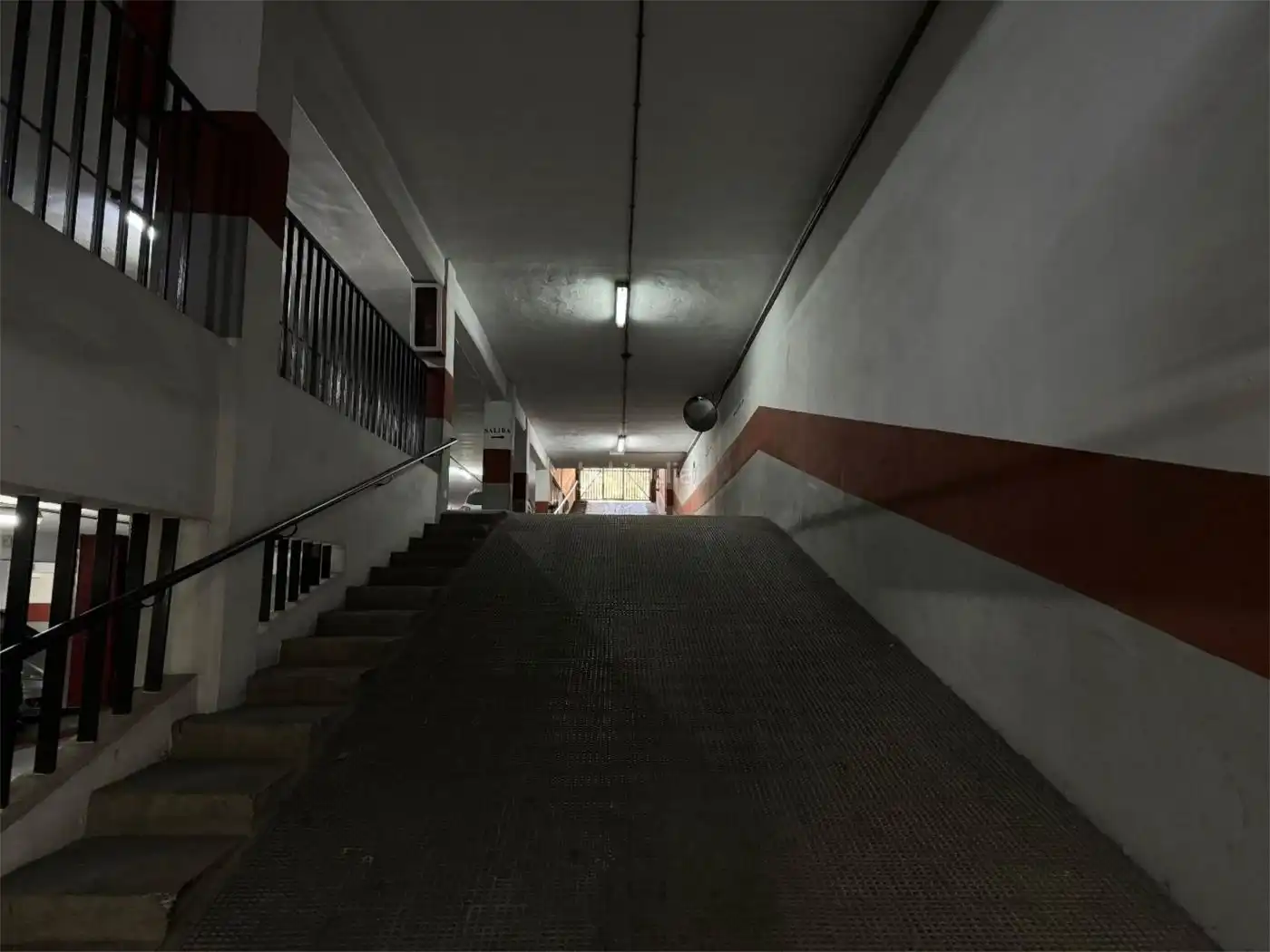 Einzelparkplatz zum Verkauf in Carrer del Periodista Gil Sumbiela 64, imagen 5