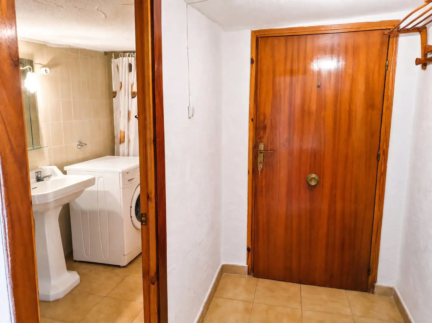 Country homes for sale in Ariza  with Storage room
