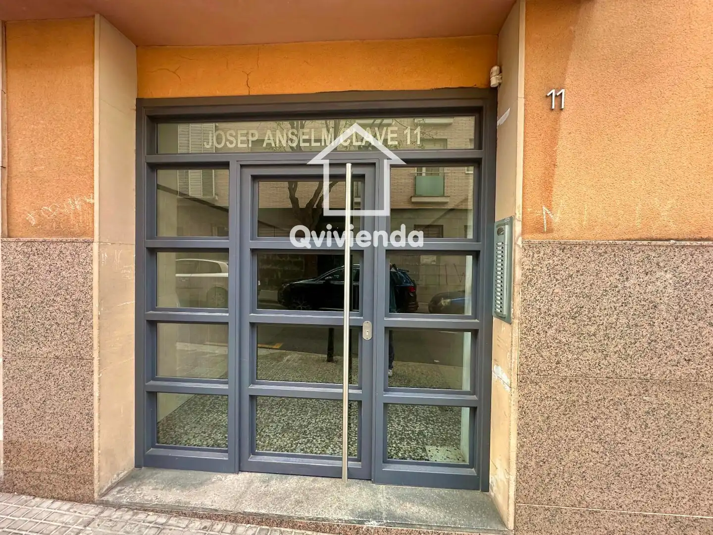 Piso en venta en Josep Anselm Clave, imagen 3