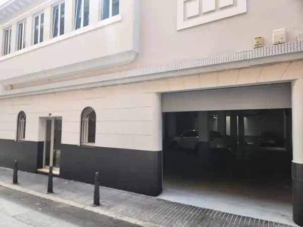 Parkplatz von Wohnung zur Miete in Las Palmas de Gran Canaria mit Möbliert und Waschmaschine