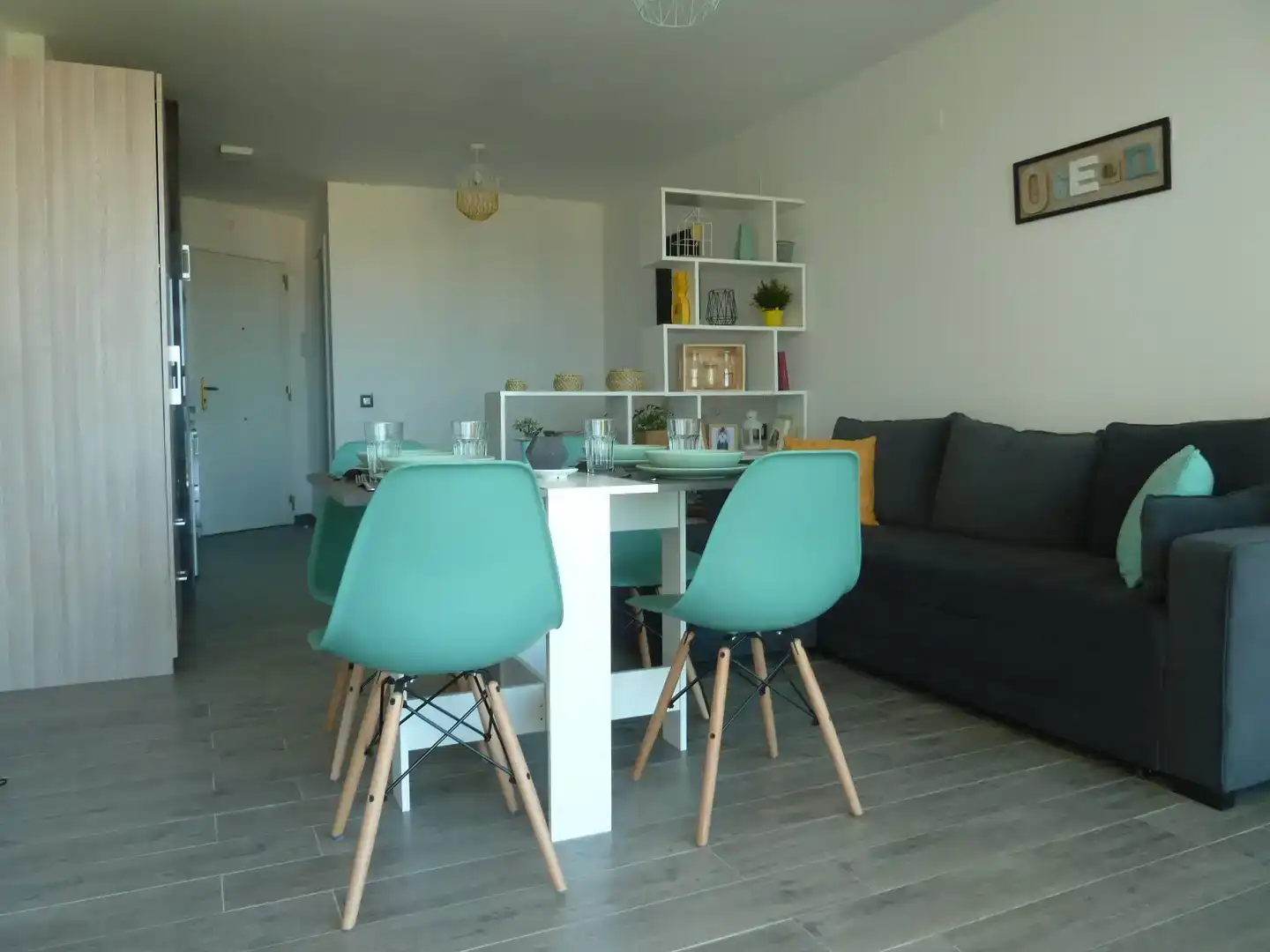 Esszimmer von Wohnung zur Miete in Rincón de la Victoria mit Klimaanlage und Schwimmbad