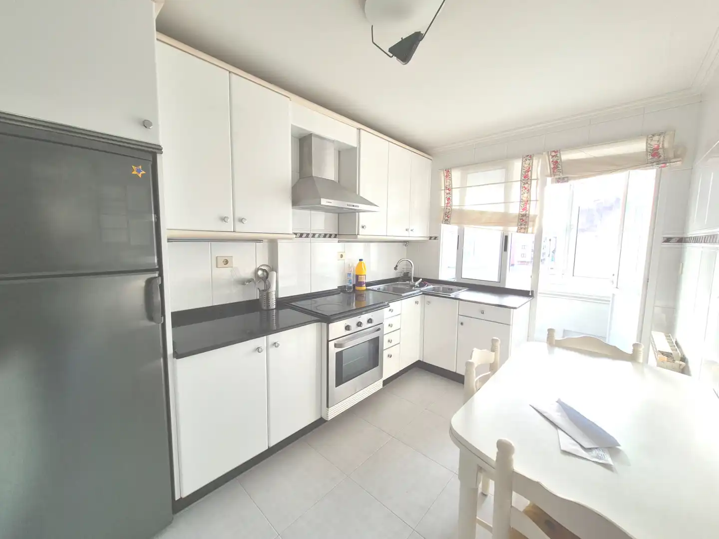 Cocina de Piso en venta en Narón con Trastero