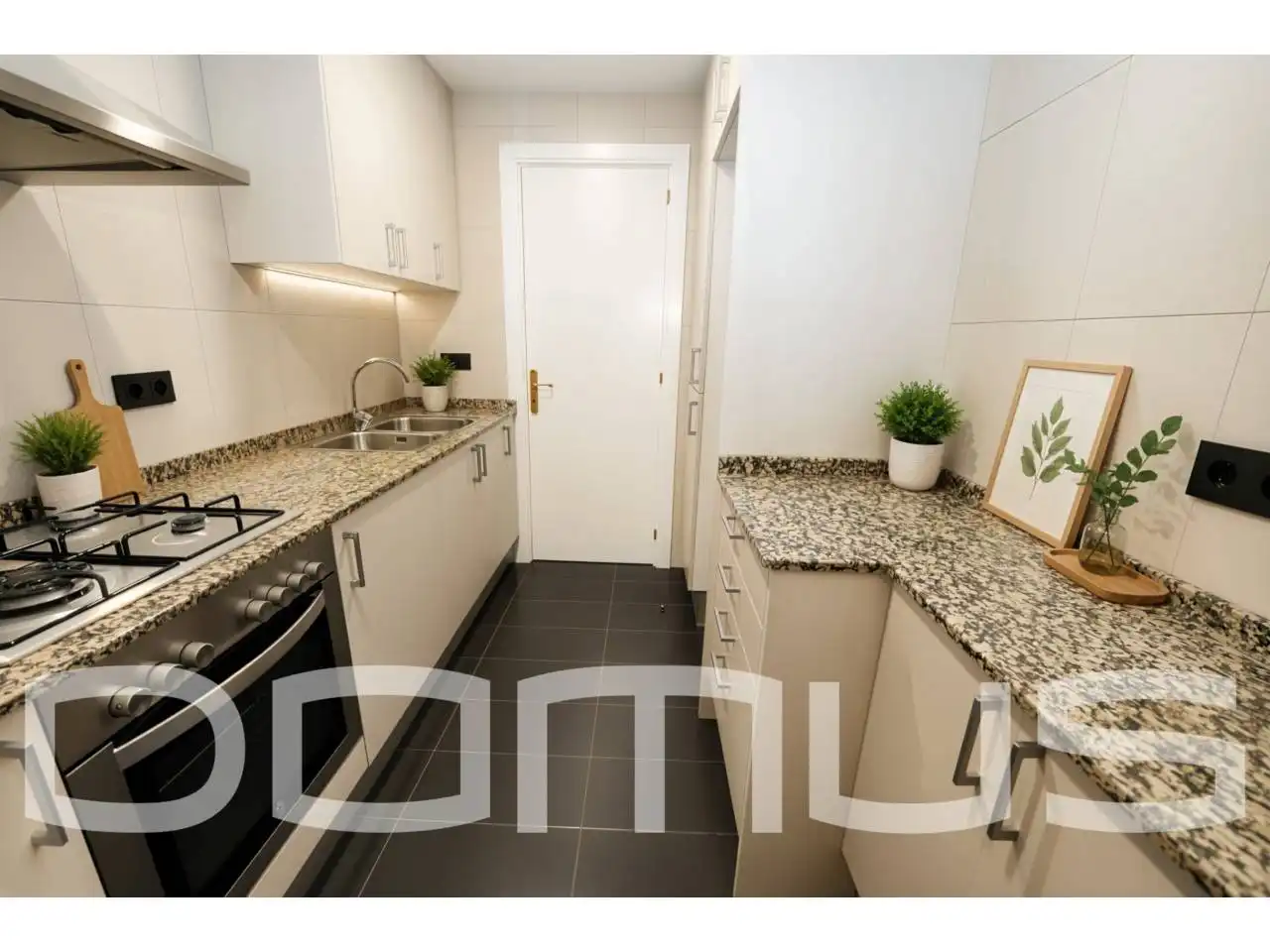 Piso con terraza en venta en Vinyets - Molí Vell, imagen 2