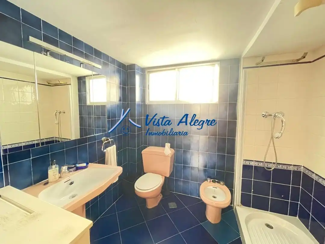 Baño de Piso en venta en Haro con Calefacción, Terraza y Trastero