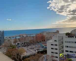 Vista exterior de Àtic en venda en Marbella amb Terrassa i Piscina comunitària