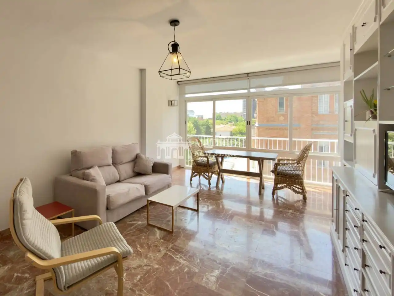 Sala de estar de Apartamento de alquiler en Madrid con Aire acondicionado, Calefacción y Parquet