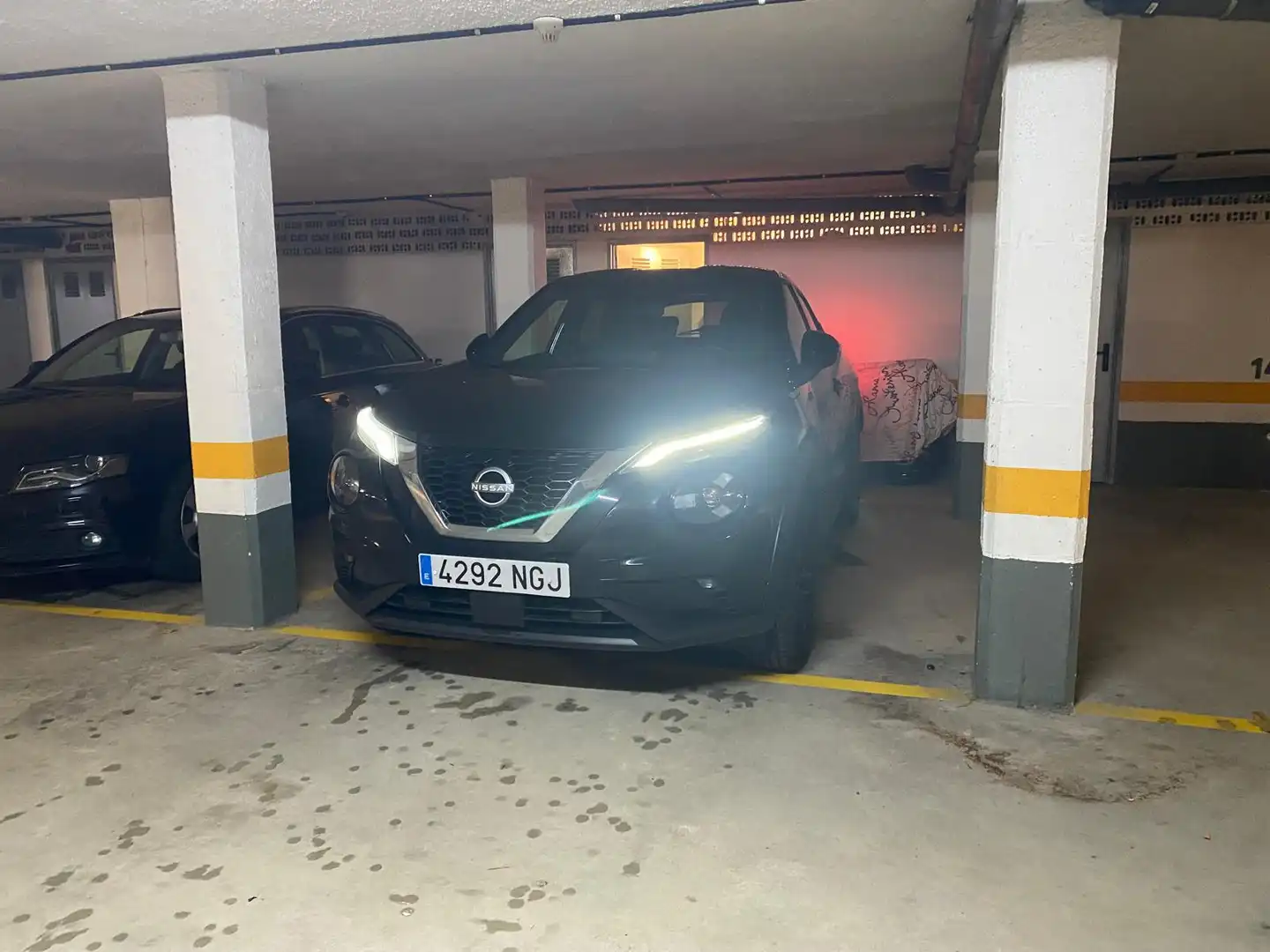 Aparcament de Pis en venda en Castro-Urdiales amb Calefacció, Terrassa i Balcó