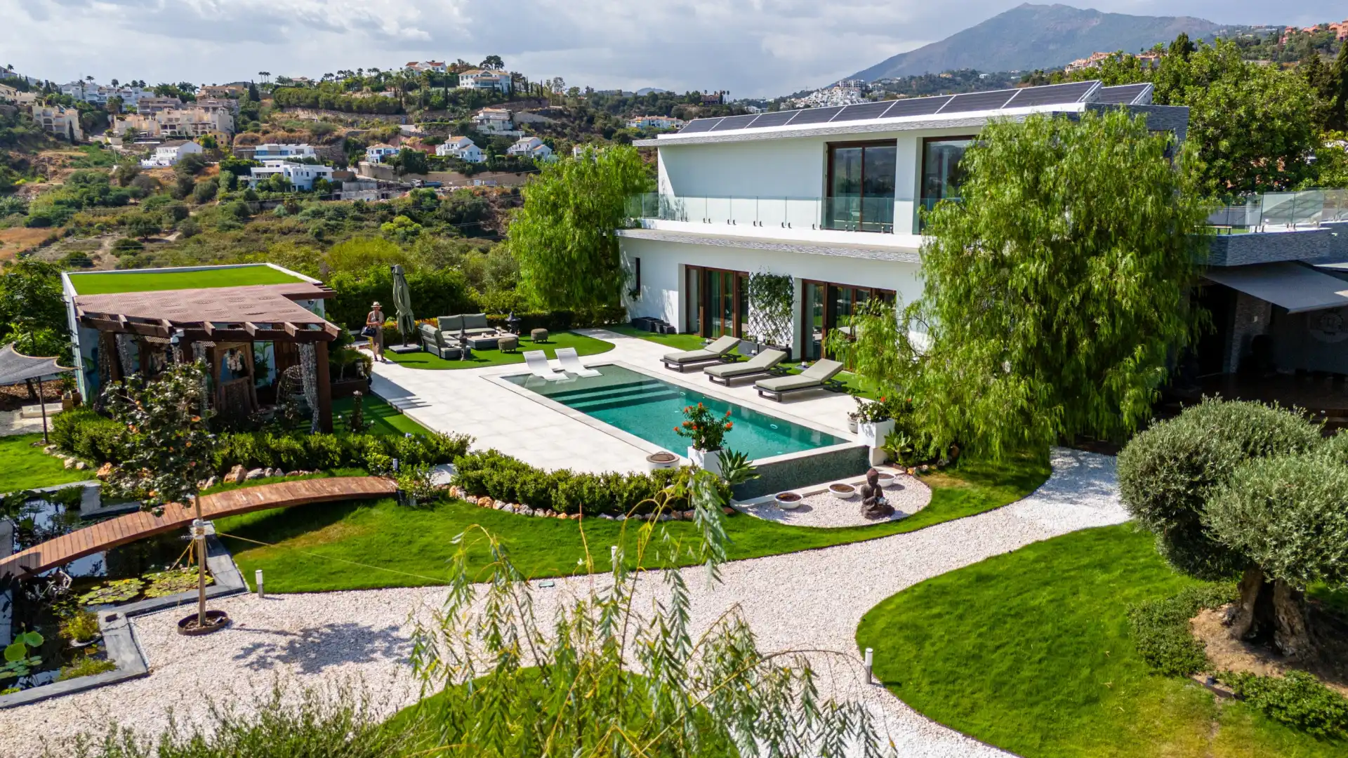Casa con terraza en venta en Benahavís pueblo
