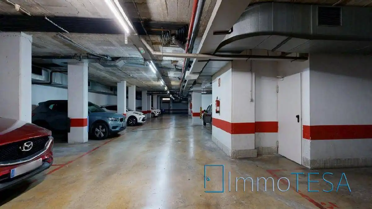 Aparcament de Garatge en venda en Sabadell