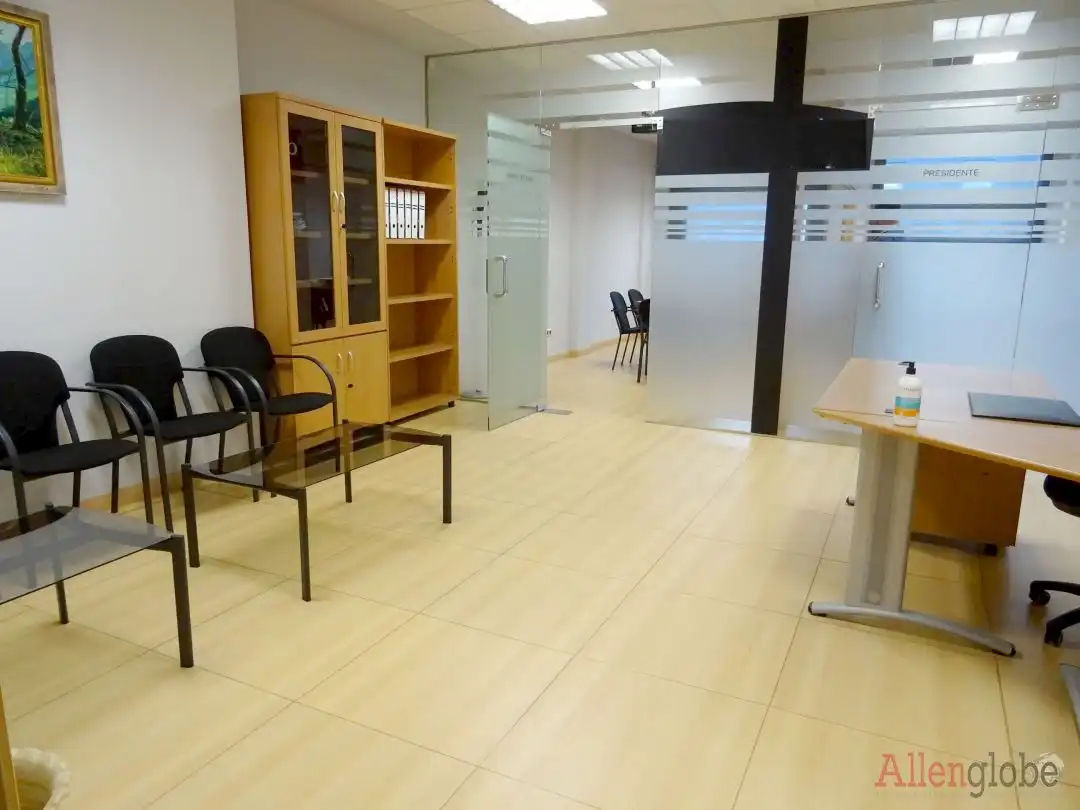 Büro zum Verkauf in Llanera, imagen 2