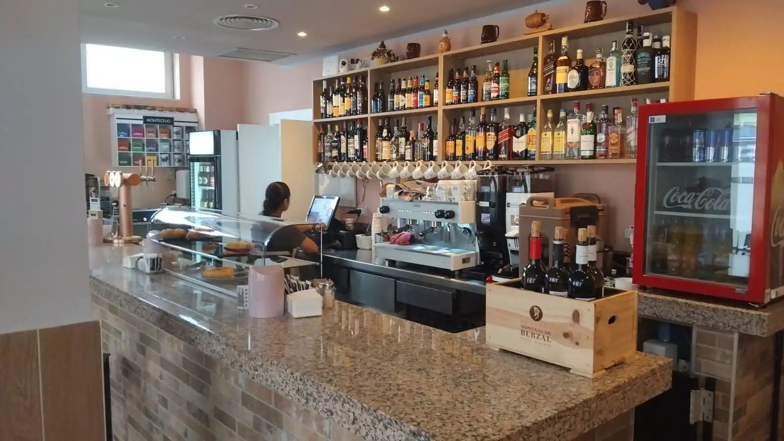 Commercial properties for rent in Berriozar  with Air Conditioner, Heating and Furnished