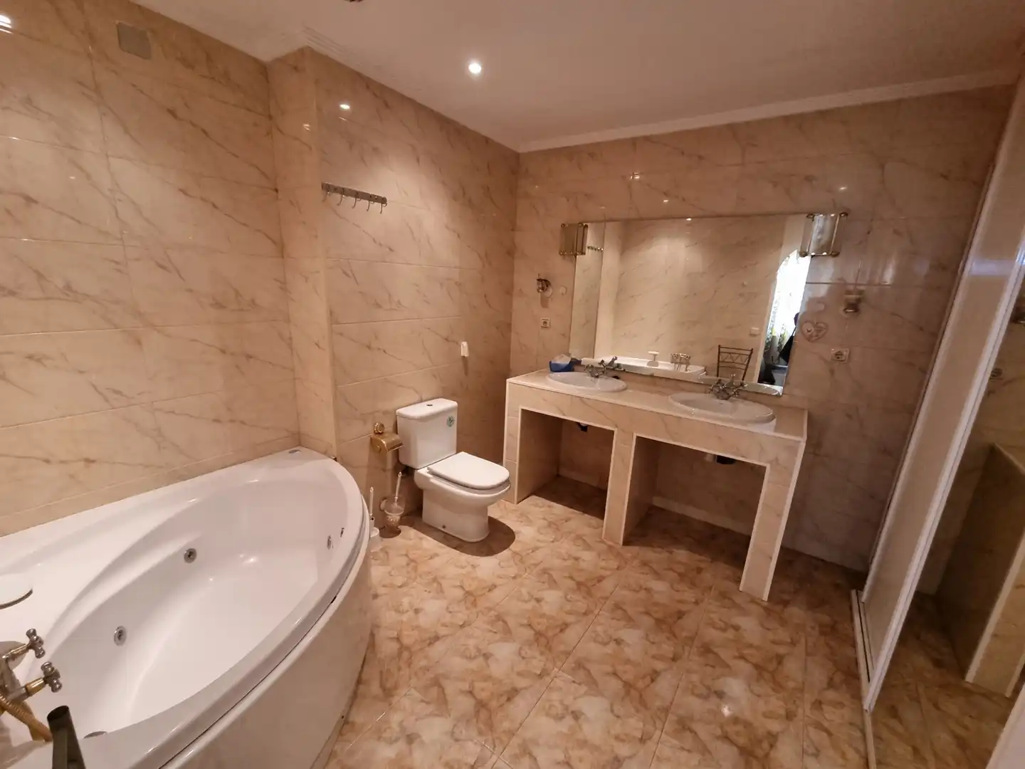Bany de Casa o xalet en venda en Cambrils amb Aire condicionat, Calefacció i Jardí privat
