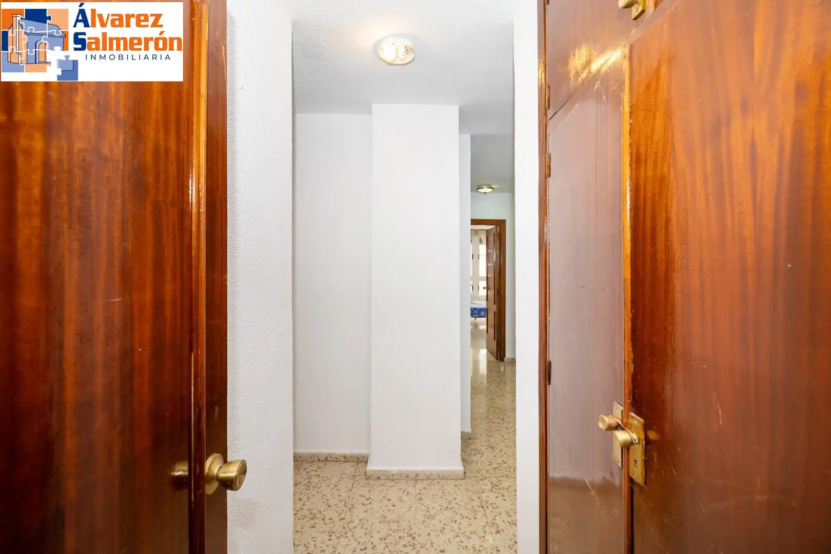 Wohnung zur Miete in Granada mit Heizung, Terrasse und Möbliert