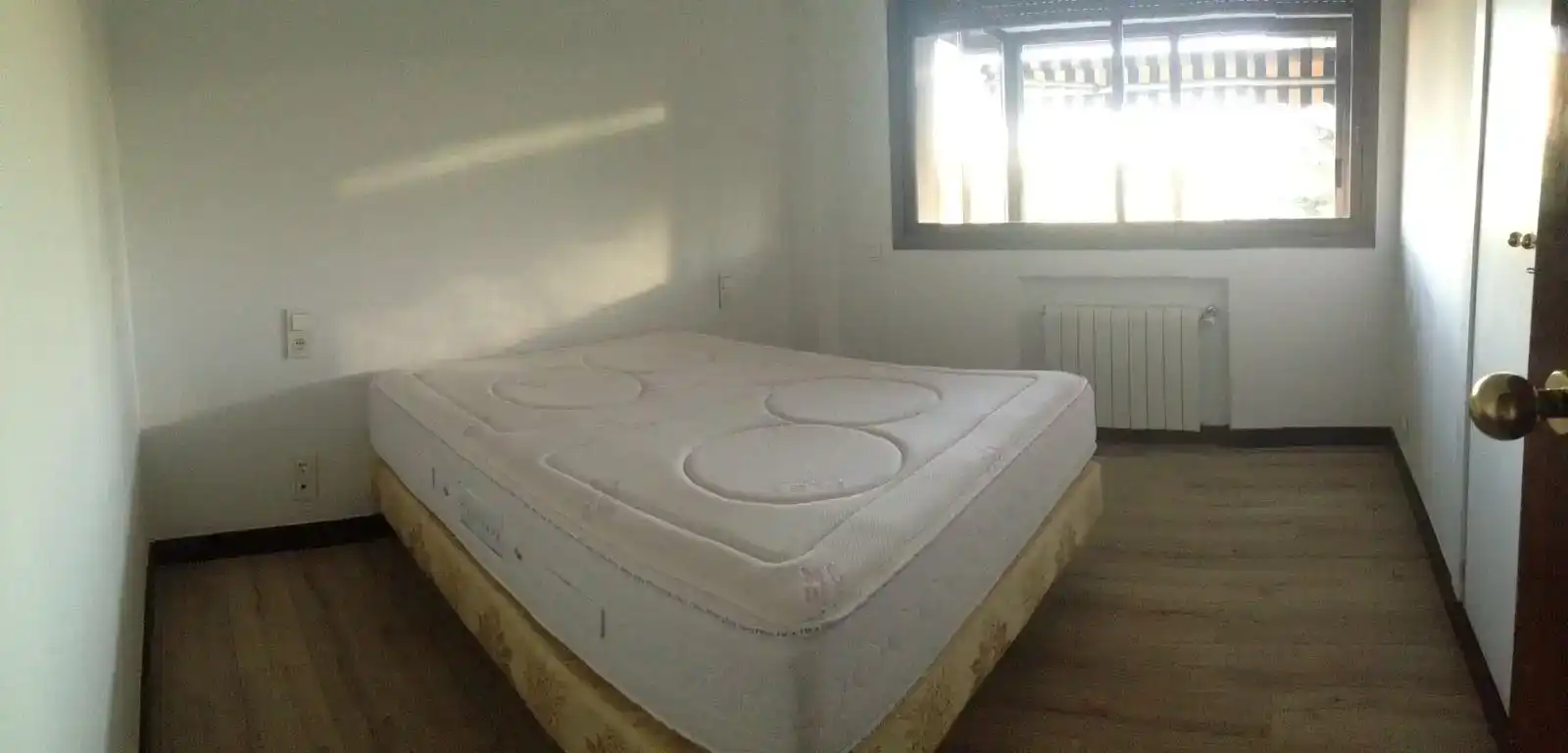 Schlafzimmer von Wohnung zur Miete in Fuencarral - El Pardo