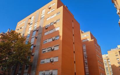 Vista exterior de Pis en venda en  Madrid Capital amb Aire condicionat, Calefacció i Traster