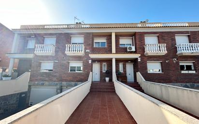 Exterior view of Single-family semi-detached for sale in Cambrils  with Air Conditioner, Terrace and Swimming Pool