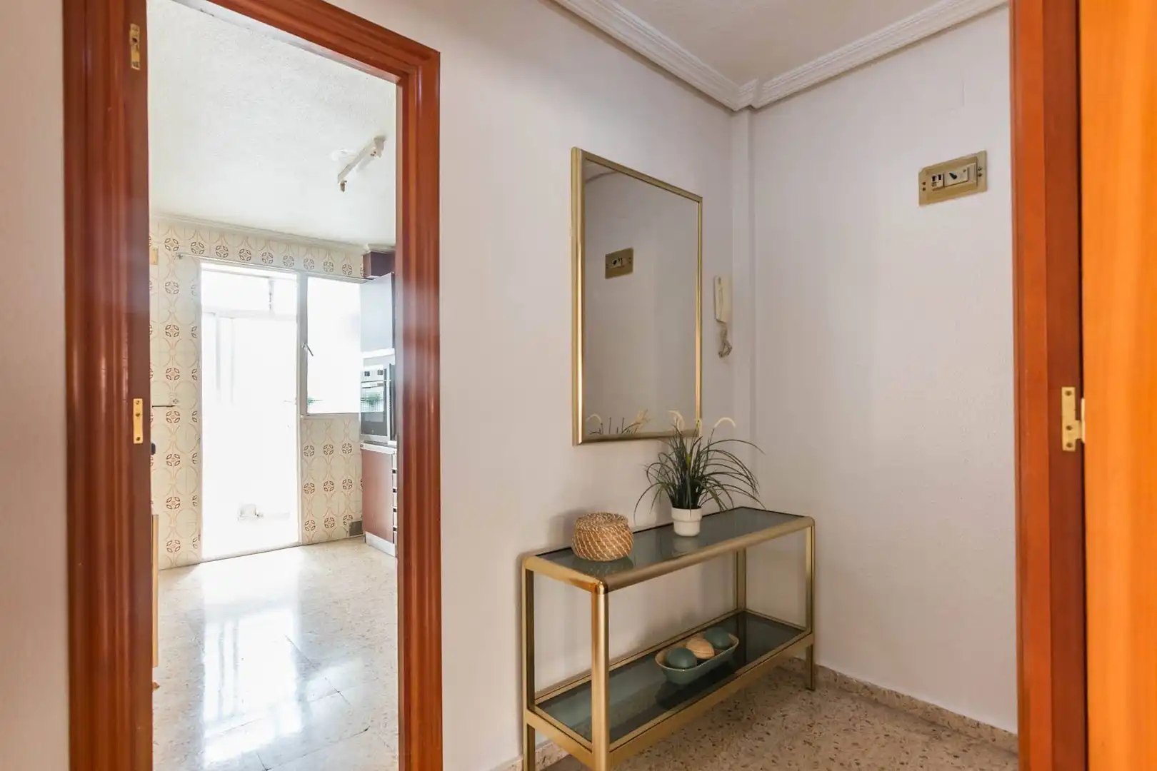 Piso con balcón en venta en Calle JAZMIN, imagen 2