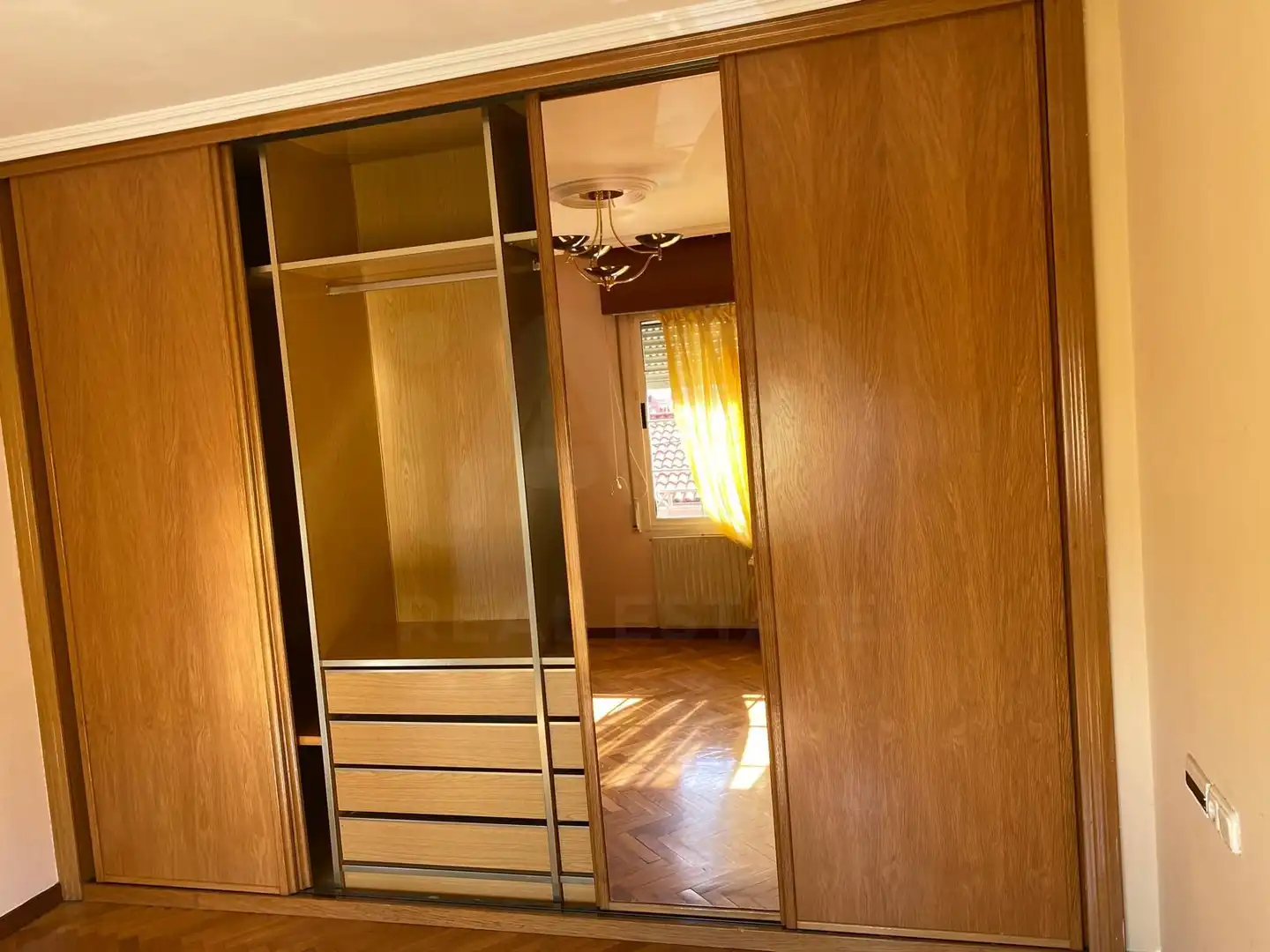 Dormitori de Casa o xalet en venda en Valladolid amb Calefacció