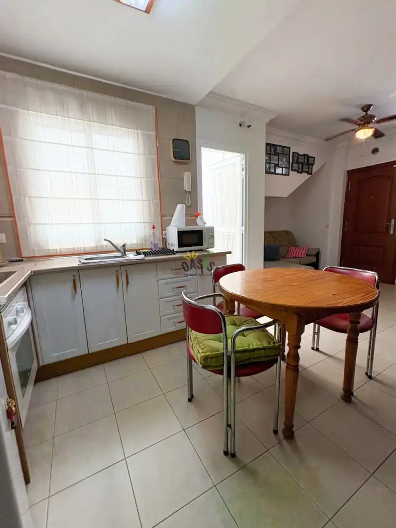 Küche von Wohnung zum Verkauf in Arico mit Abstellraum