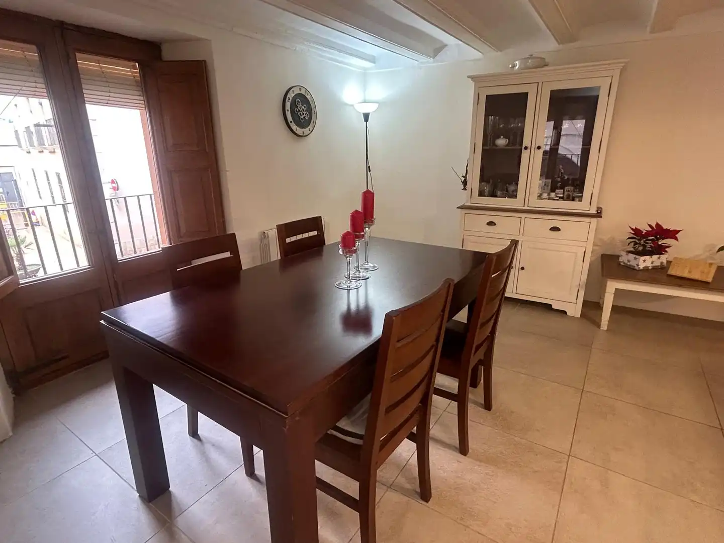 Comedor de Piso en venta en Vilanova i la Geltrú con Microondas y Balcón