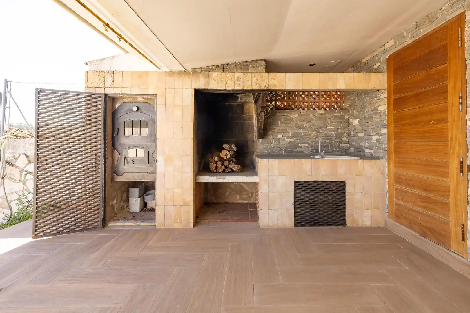 Cocina de Casa adosada en venta en Enguera con Calefacción, Terraza y Trastero