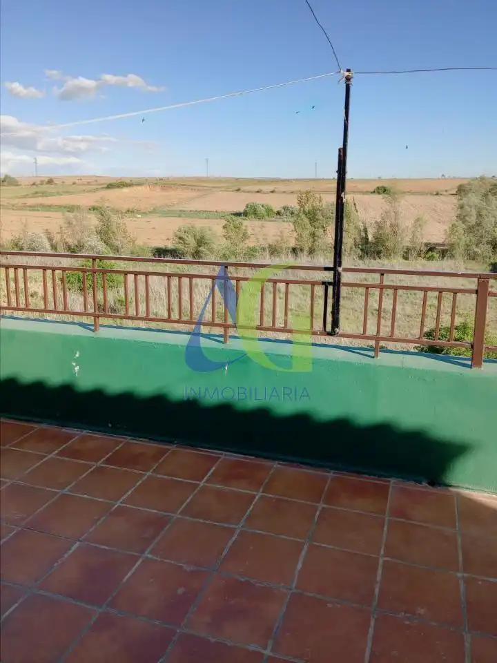Terraza de Casa o chalet en venta en Fresno de la Vega con Calefacción, Jardín privado y Terraza