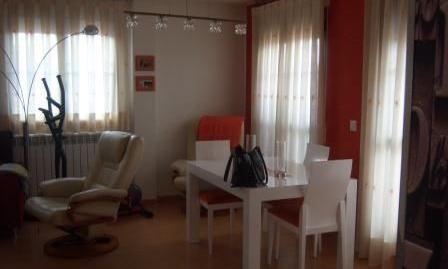 Foto 2 de Àtic en venda a Avenida Valladolid, 110, Avenida Valladolid - Barriada Yagüe, Soria