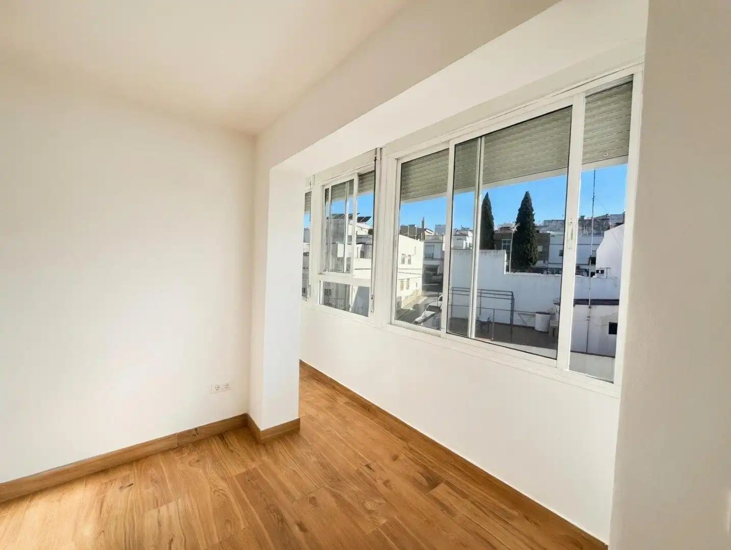 Habitación de Piso en venta en Arcos de la Frontera con Balcón