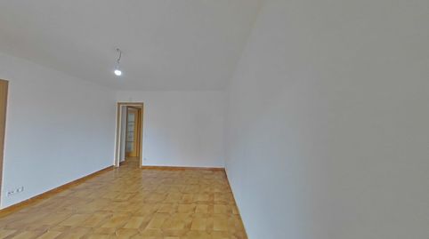 Foto 3 de Piso en venta en C/ Rellotge , Fondo, Santa Coloma de Gramenet
