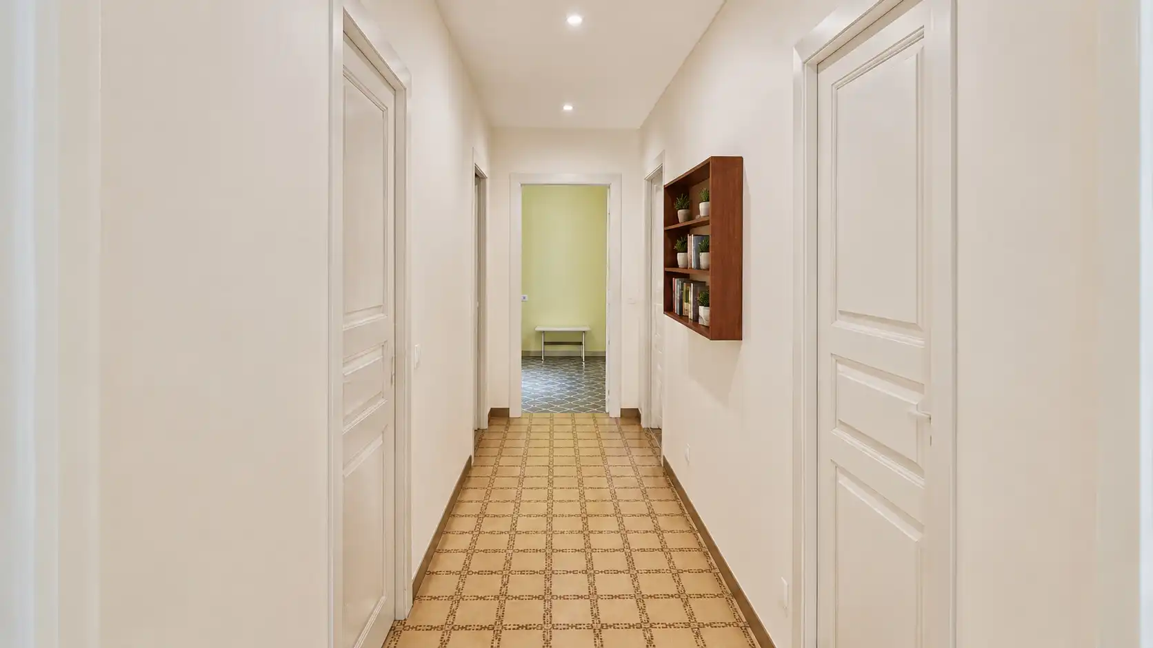 Piso en venta en Figueres con Balcón y Internet