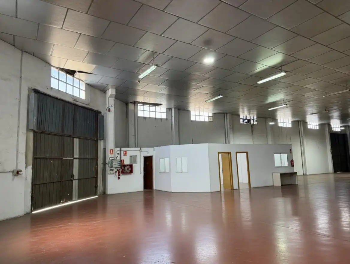 Nave industrial de alquiler en Alaquàs