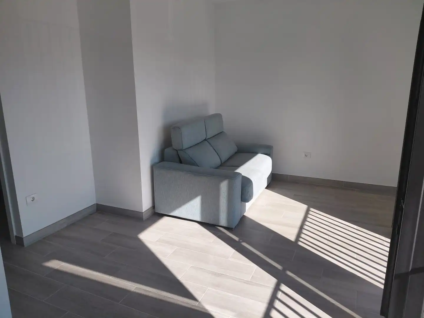 Wohnzimmer von Wohnungen zur Miete in Arico mit Möbliert, Ofen und Waschmaschine