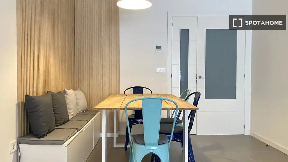 Habitación en Paseo Marítimo Oeste - Pacífico