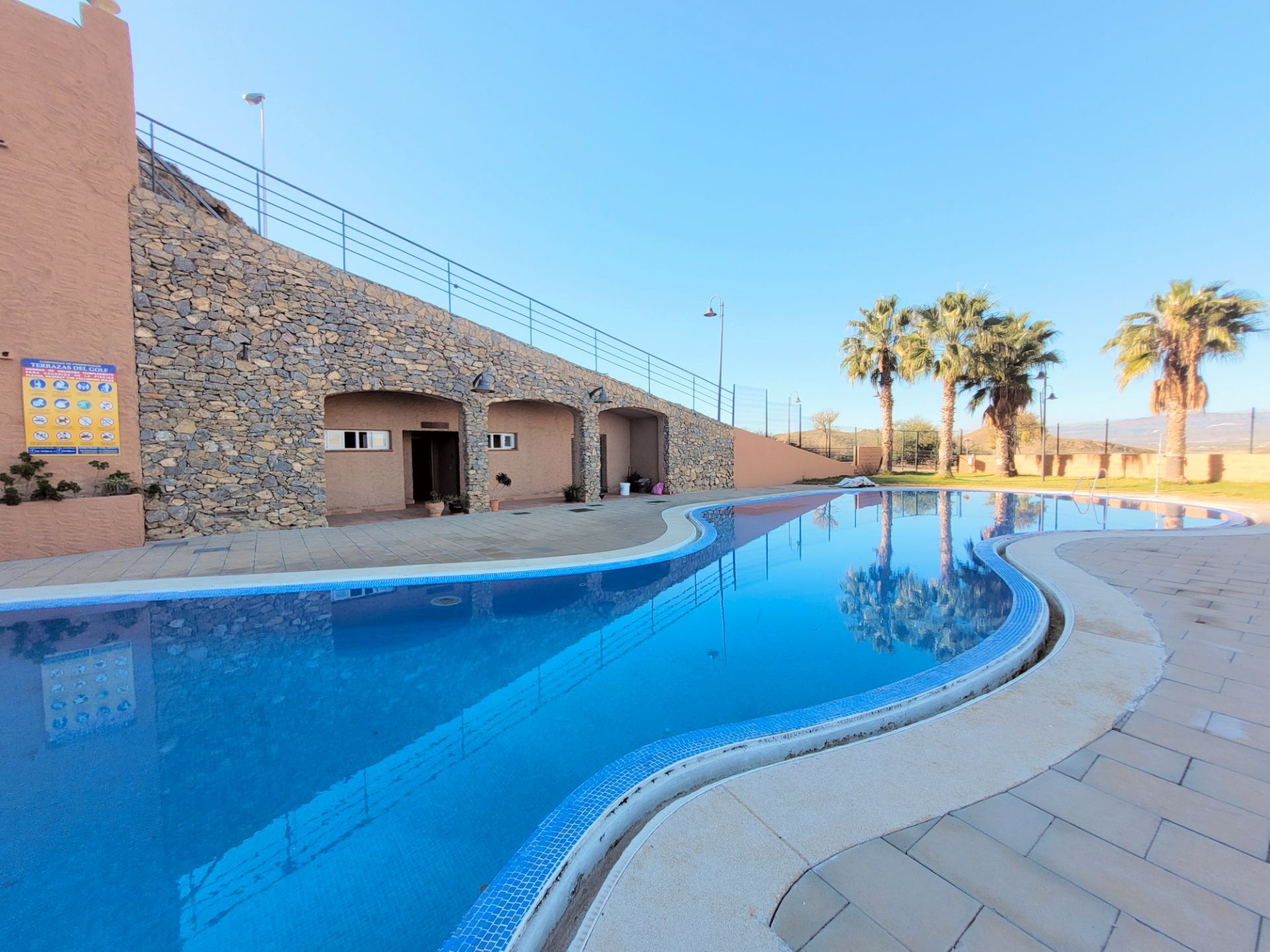 Piscina de Apartament en venda en Mojácar amb Aire condicionat, Jardí privat i Terrassa