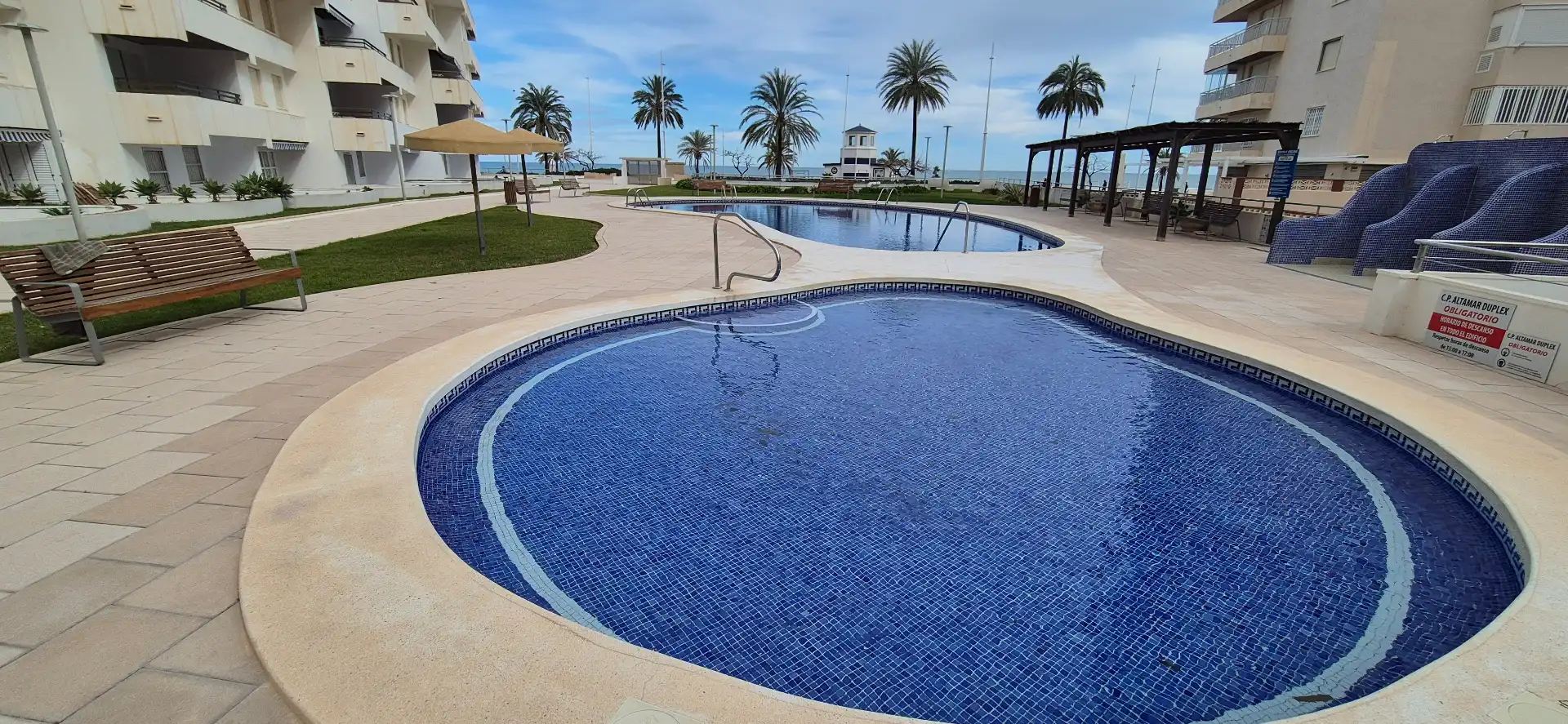 Piscina de Dúplex en venda en Gandia amb Terrassa, Traster i Moblat
