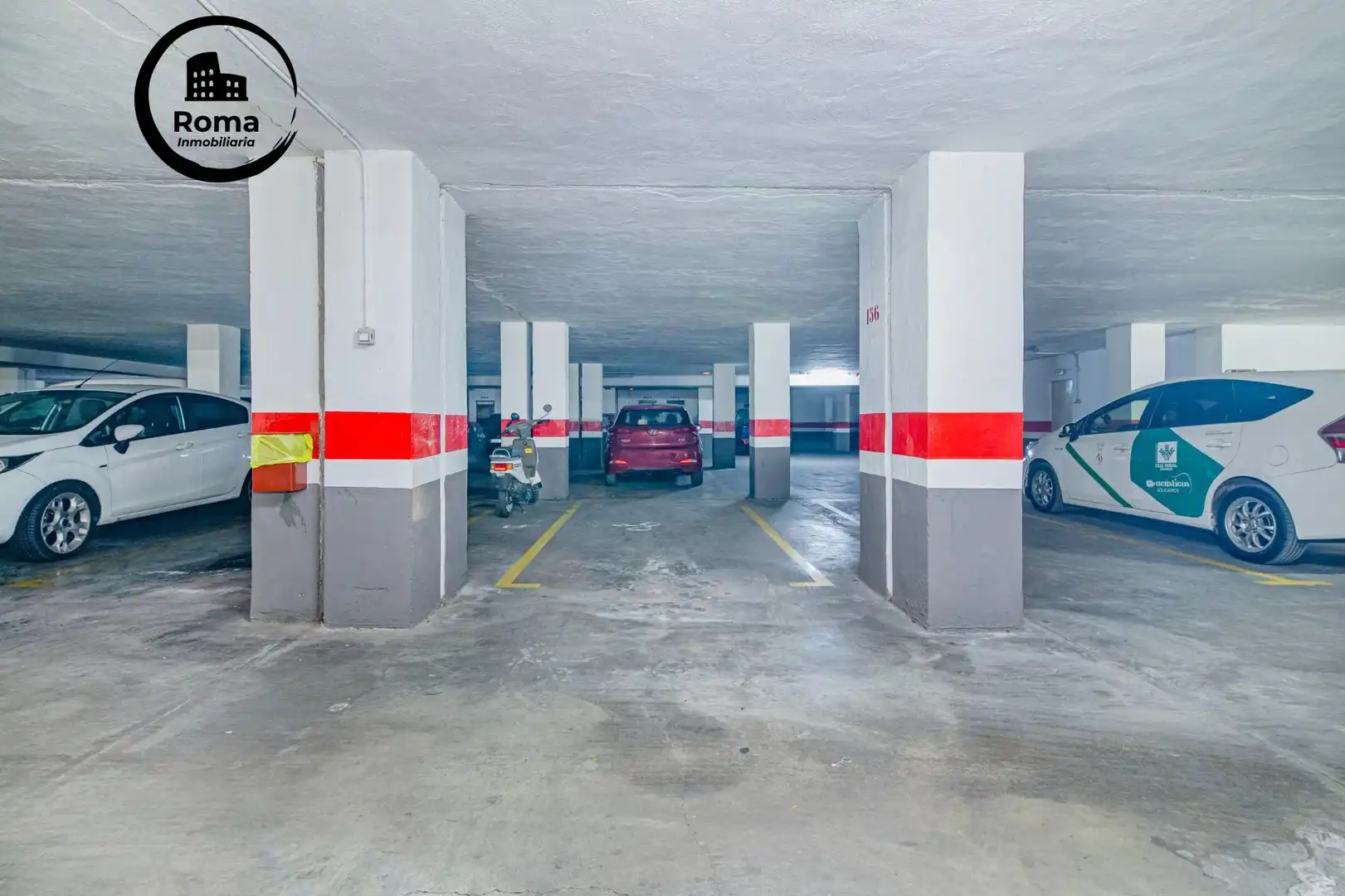 Parking de Dúplex en venta en Granada con Aire acondicionado, Terraza y Trastero
