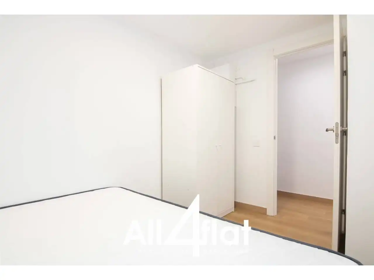 Wohnung zur Miete in Calle Rafael Campalans, La Torrassa