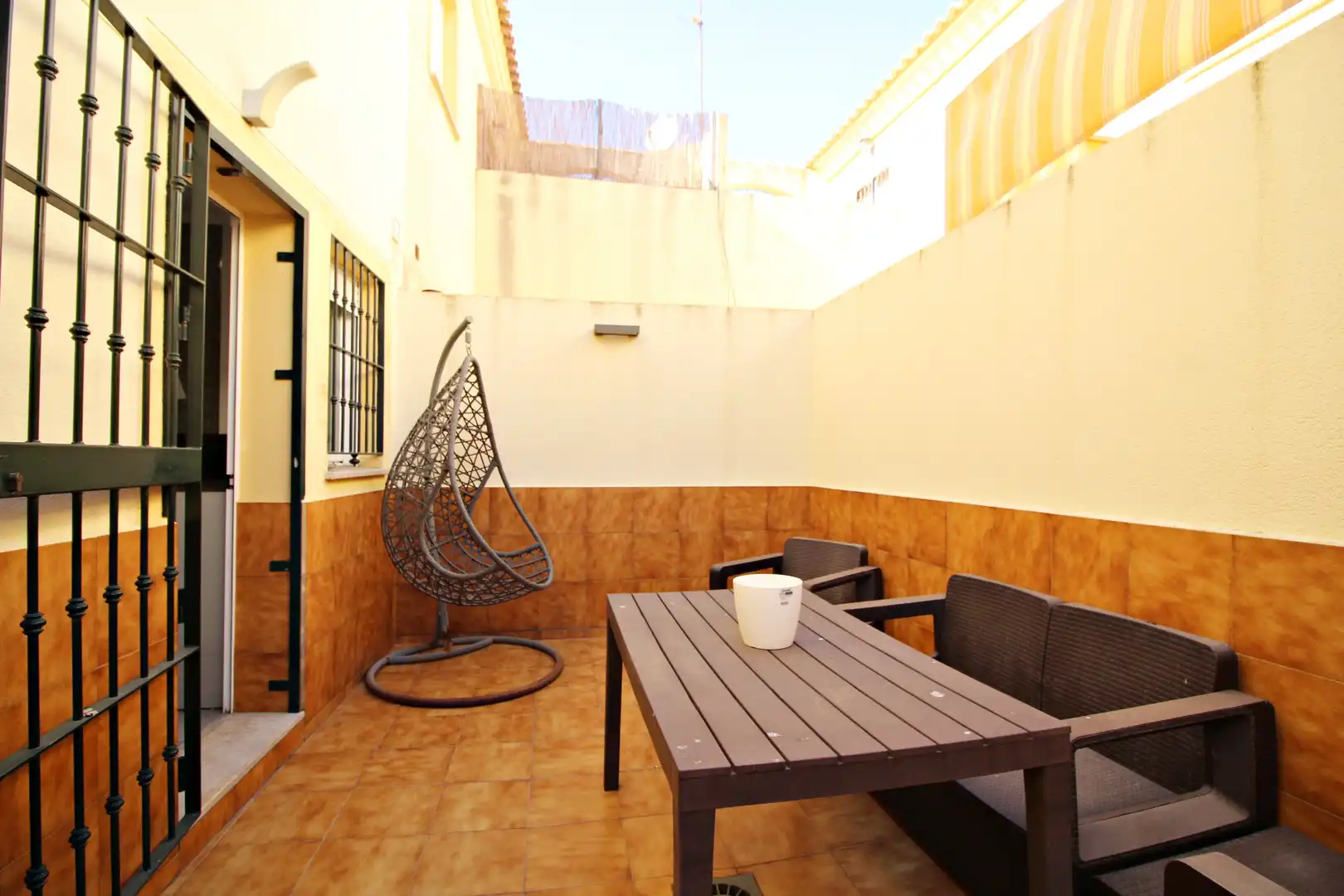 Terraza de Casa adosada en venta en San Juan del Puerto con Amueblado