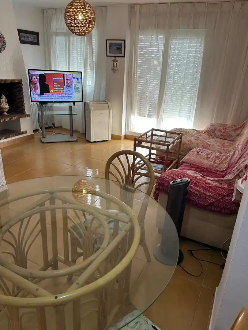 Sala d'estar de Pis en venda en Zahara de los Atunes amb Aire condicionat, Piscina i Balcó