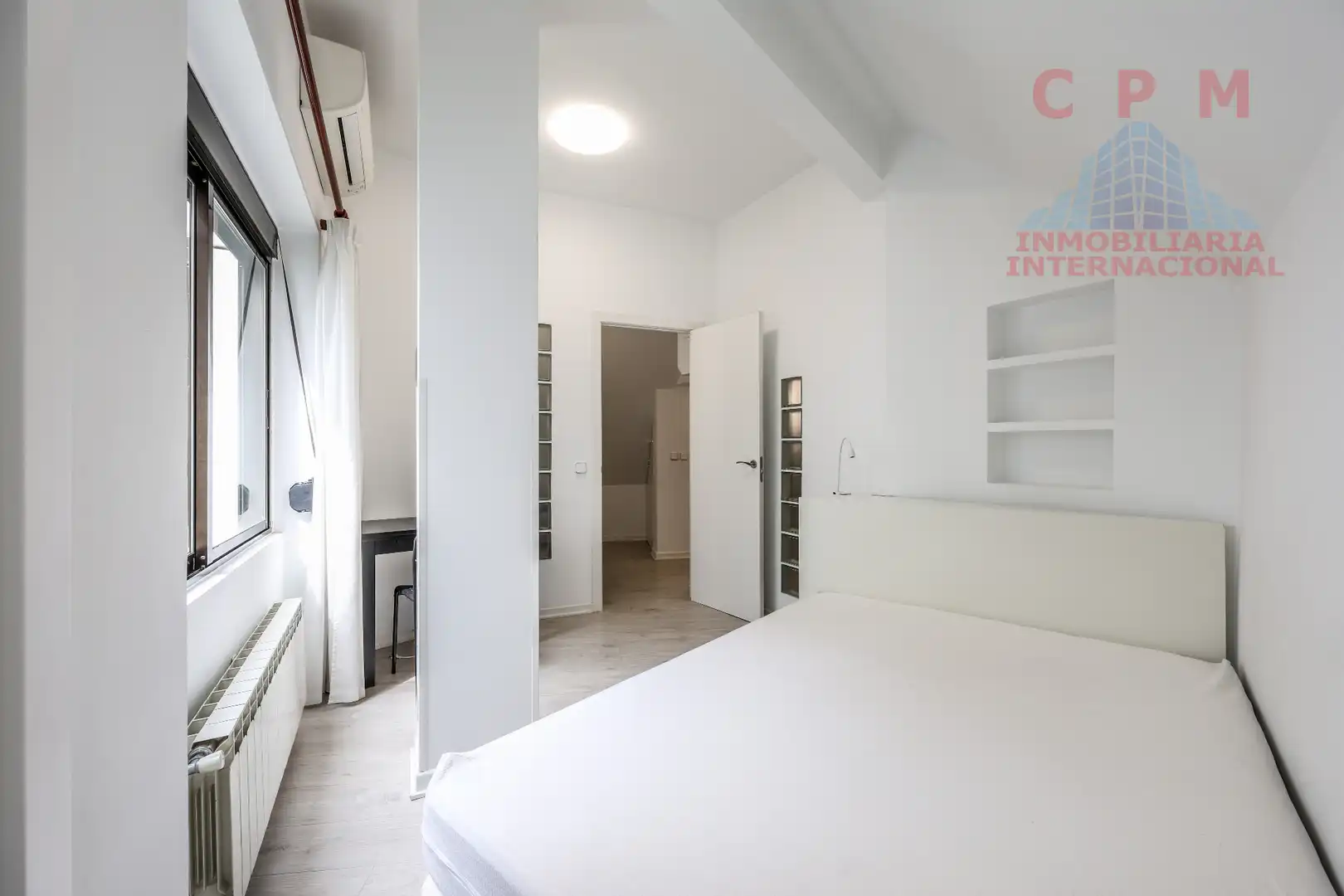 Dormitori de Àtic de lloguer en Madrid amb Aire condicionat, Calefacció i Parquet