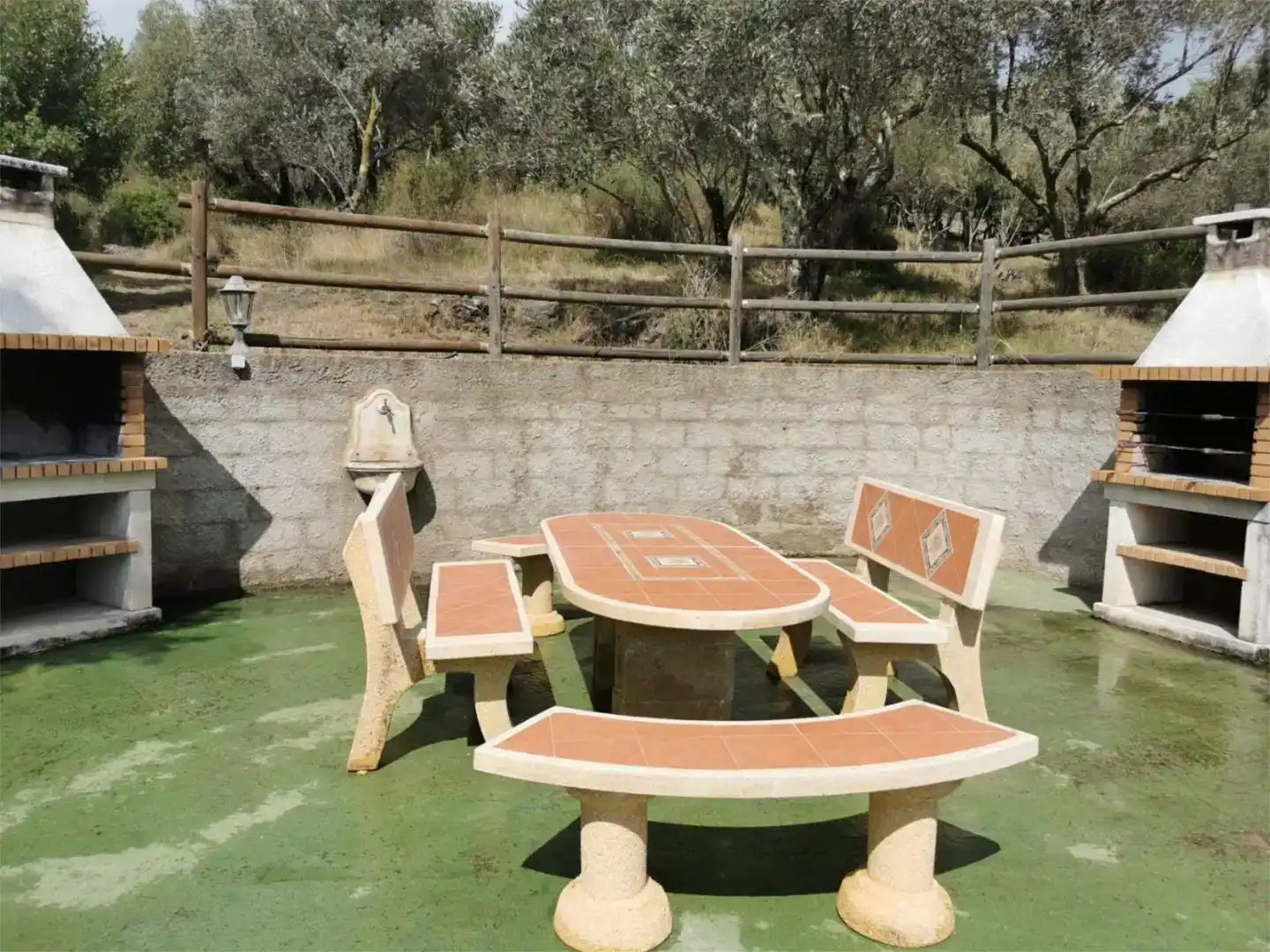 Terrasse von Wohnung zur Miete in Pineda de Mar mit Privatgarten, Abstellraum und Möbliert