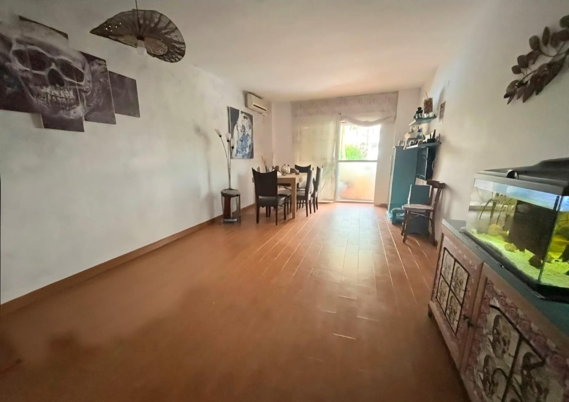 Comedor de Piso en venta en Benalmádena con Aire acondicionado, Jardín privado y Terraza