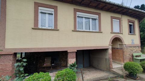 Casa en venta en Belmonte De Miranda, 4 dormitorios., imatge 2