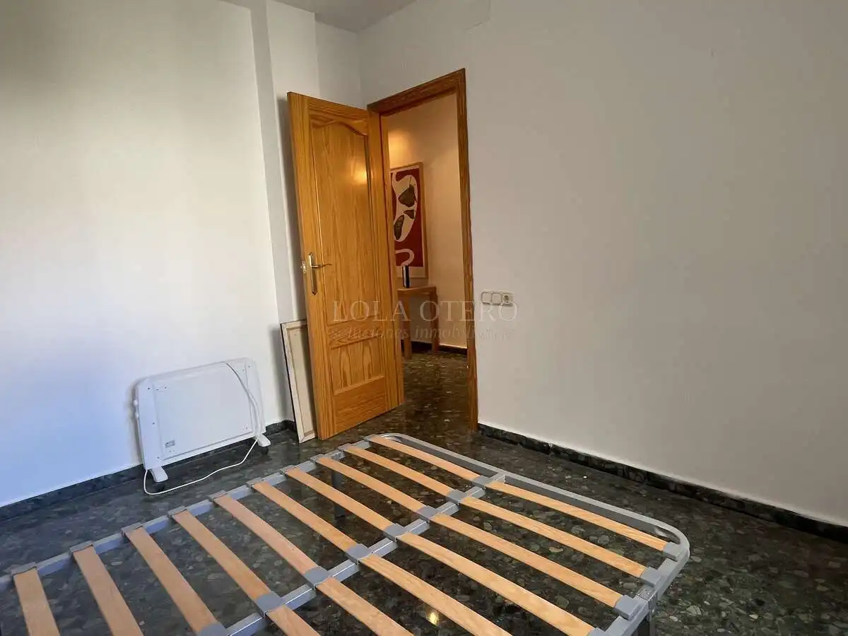 Habitación de Edificio en venta en Altura, Castellón