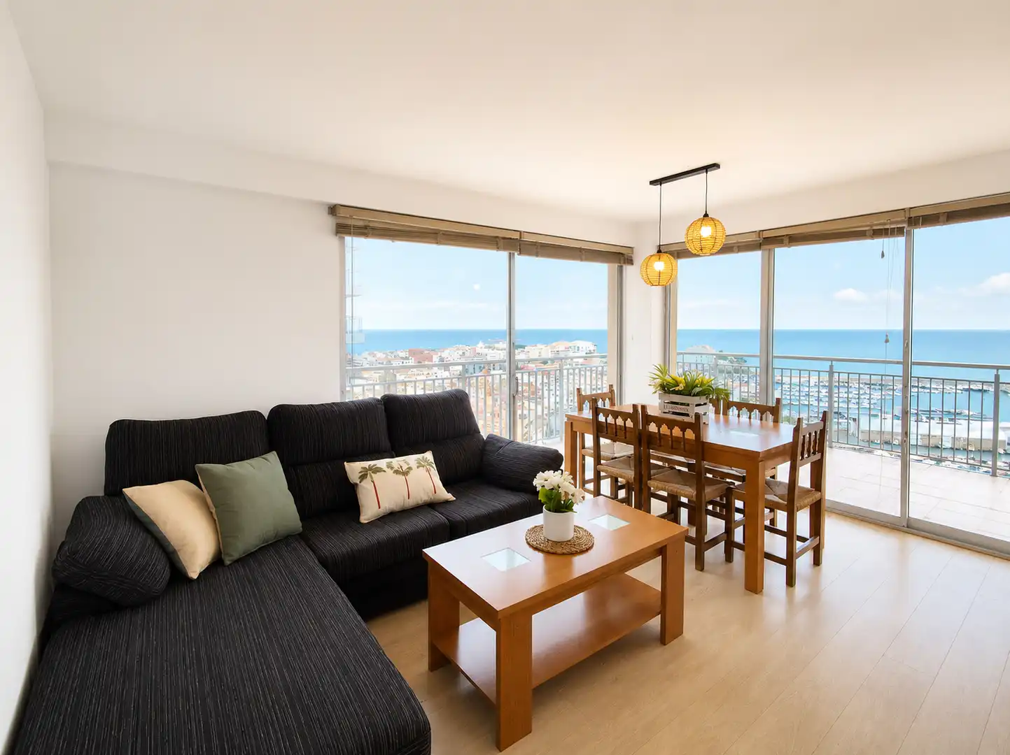 Apartament amb ascensor de lloguer a Passeig del Mar