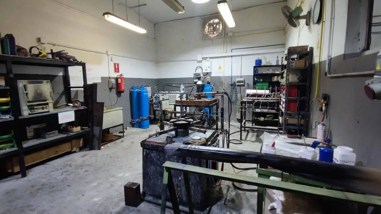 Nave industrial en venta en Vallirana