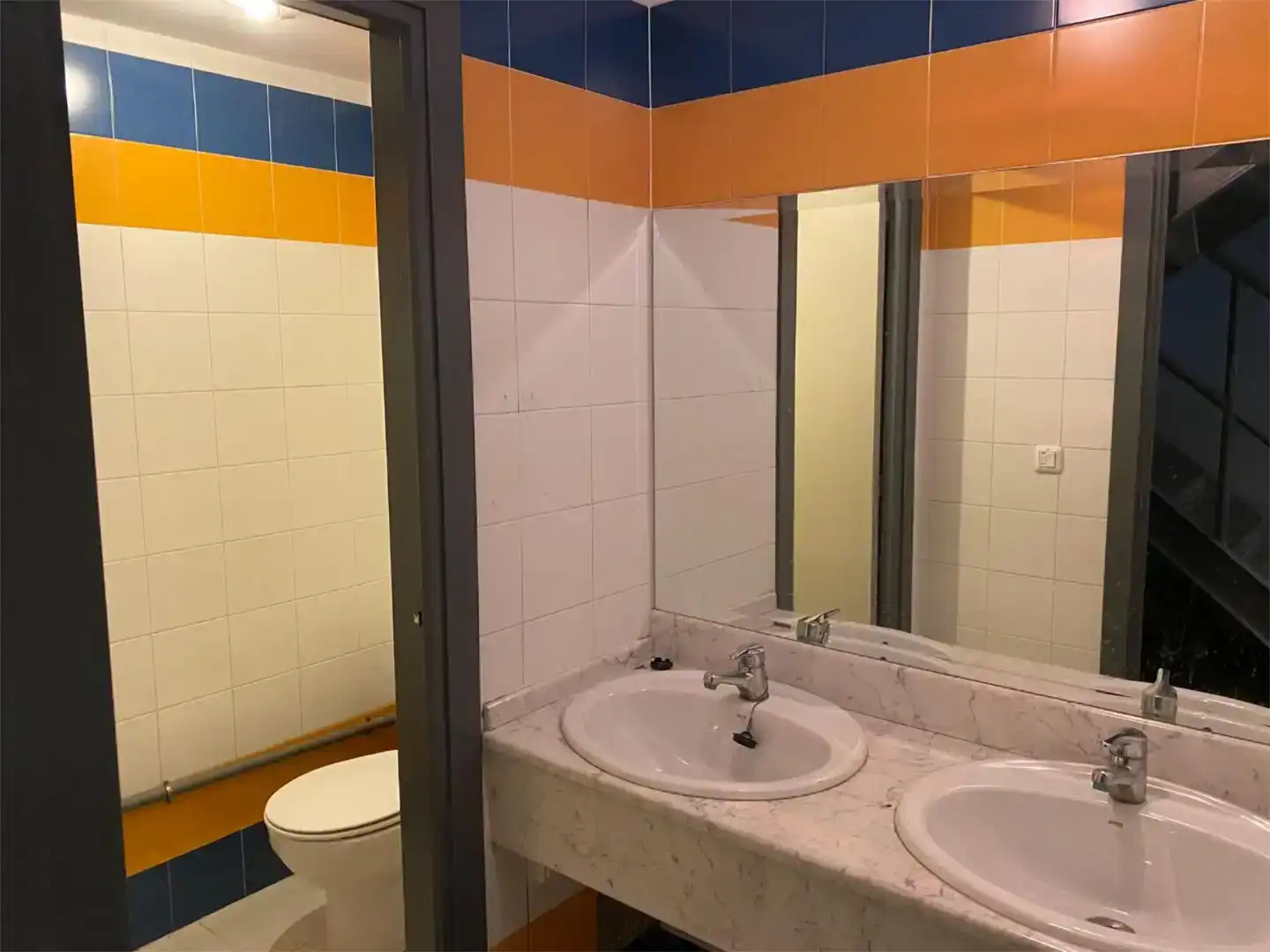 Bany de Local de lloguer en Delicias