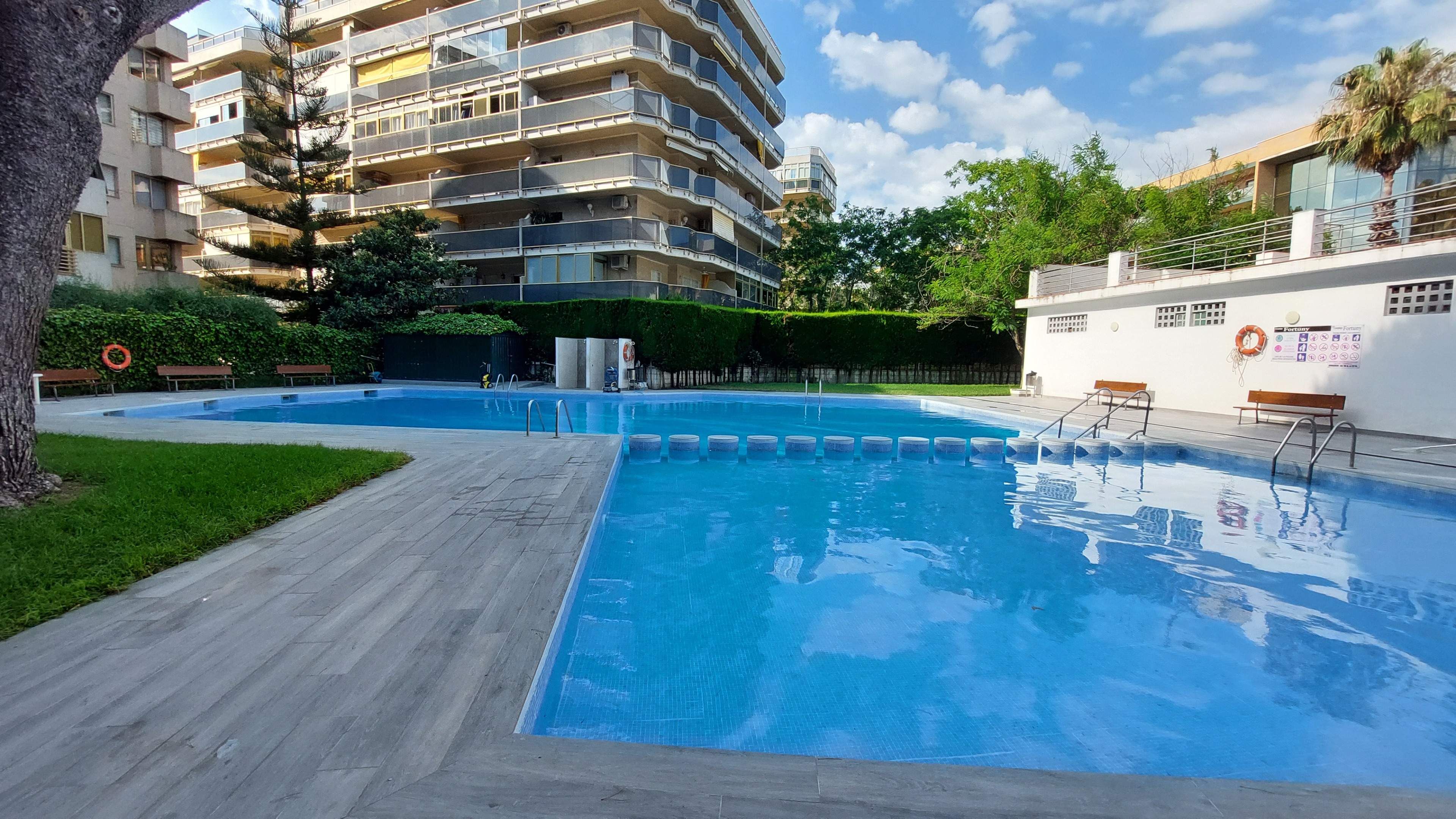Swimming pool of Flat for sale in Salou  with Air Conditioner, Heating and Terrace