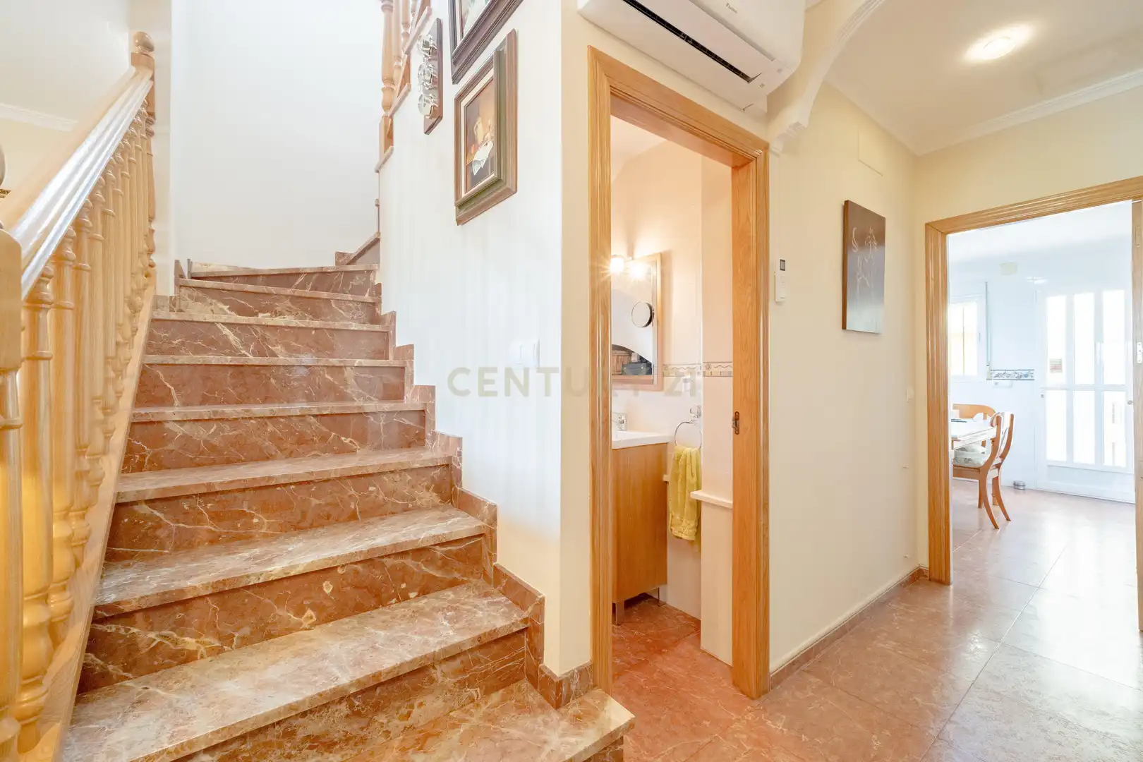 Casa adosada en venta en Náquera con Trastero, Piscina y Horno